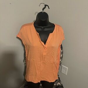 Nine West capped sleeve shirt